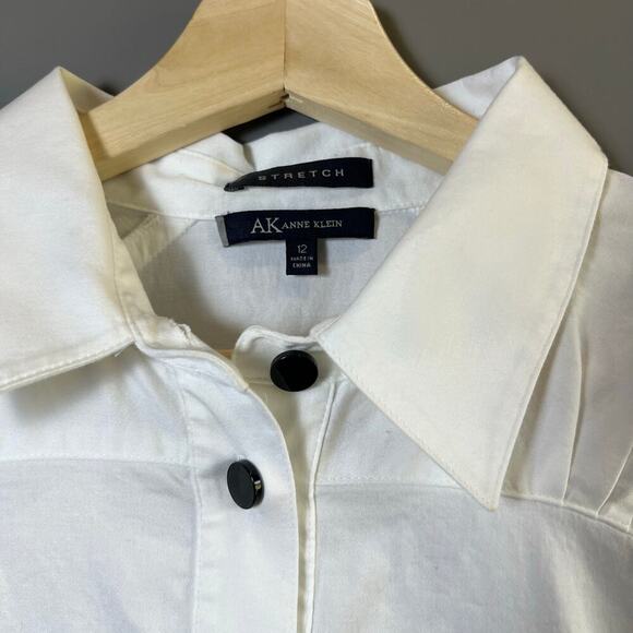 Anne Klein Short Sleeve White Blouse with ruching detail Size 12 - Picture 4 of 10